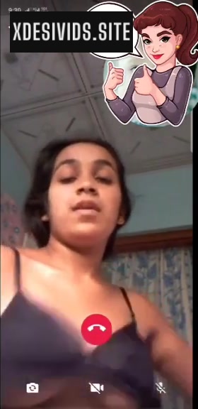Horny Girl Showing Her Naked Body to Boyfriend on Video Call