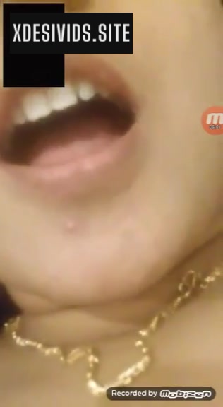 Bhabhi Showing Her Boobs and Pussy on Video Call