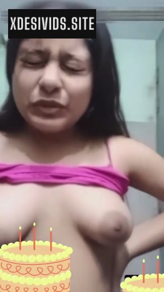 Girl Showing Her Body to Her Boyfriend on Video Call