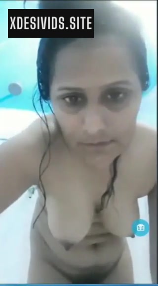 Naked Bhabhi Bathing