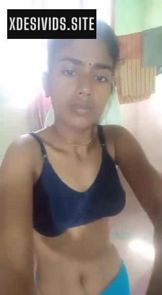 Village Girl Showing Her Naked Body